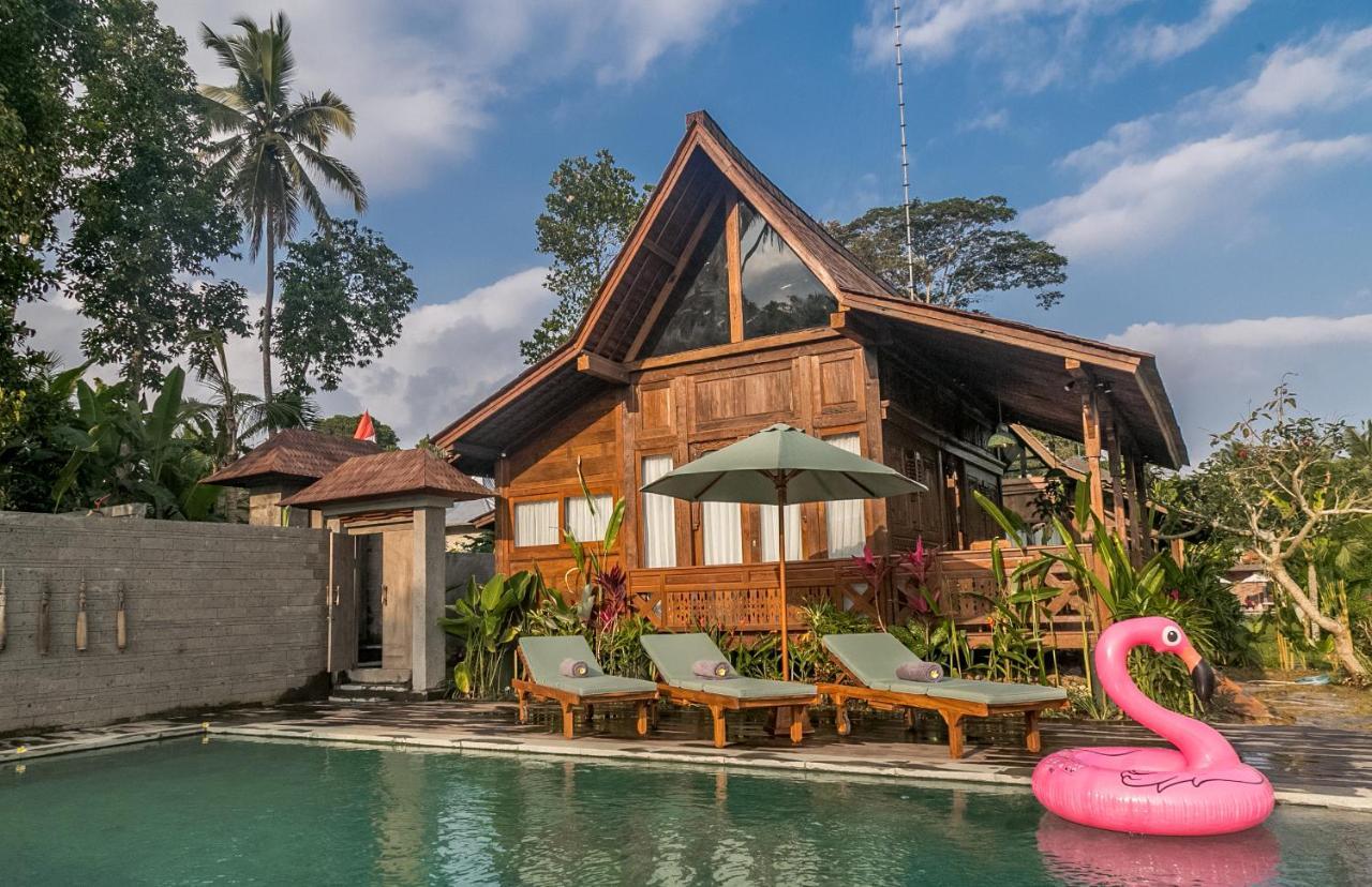Benisari Batik Garden Cottage ウブド エクステリア 写真