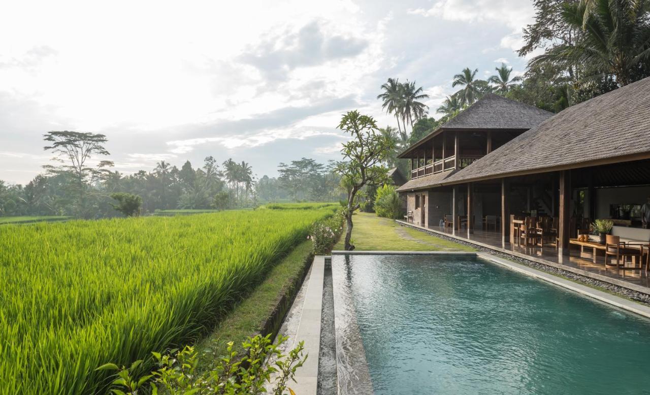 Benisari Batik Garden Cottage ウブド エクステリア 写真