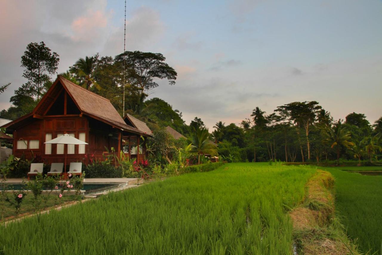 Benisari Batik Garden Cottage ウブド エクステリア 写真