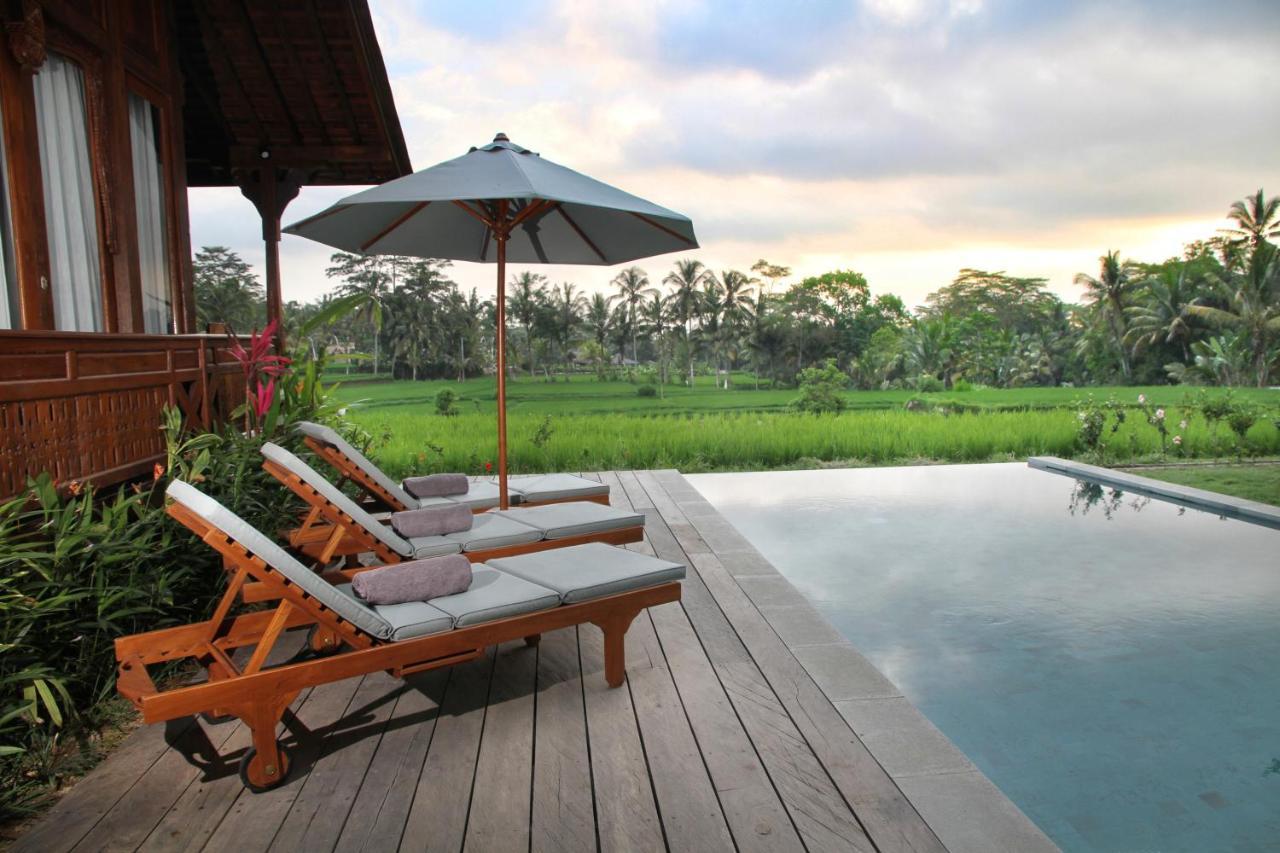 Benisari Batik Garden Cottage ウブド エクステリア 写真
