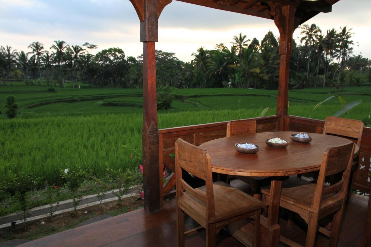 Benisari Batik Garden Cottage ウブド エクステリア 写真